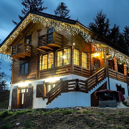 Tulean Cabin Sacel  Bagian luar foto