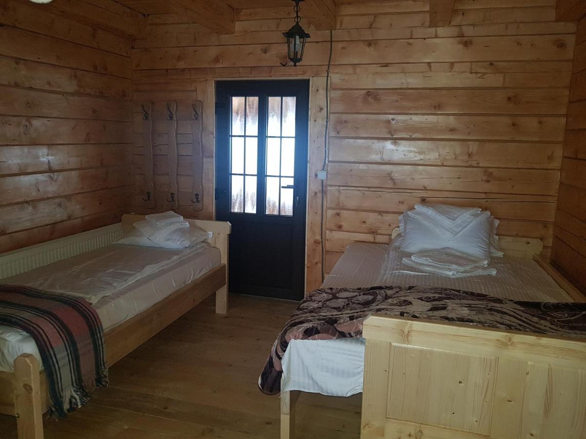 Tulean Cabin Bed & Breakfast Sacel  Bagian luar foto